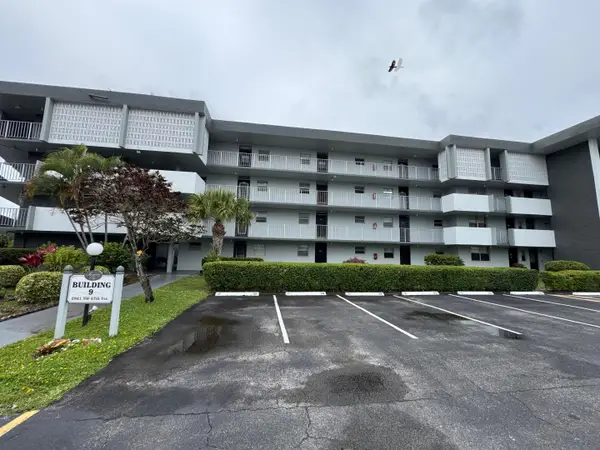 2861 NW 47th Terrace #207B, Lauderdale Lakes, FL 33313