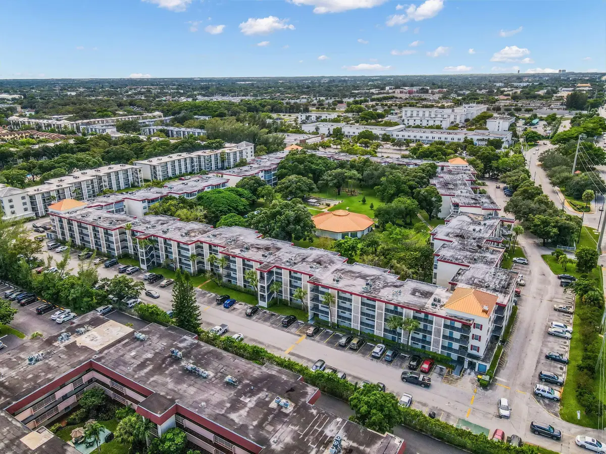 3001 NW 48th Avenue #442, Lauderdale Lakes, FL 33313 - #1