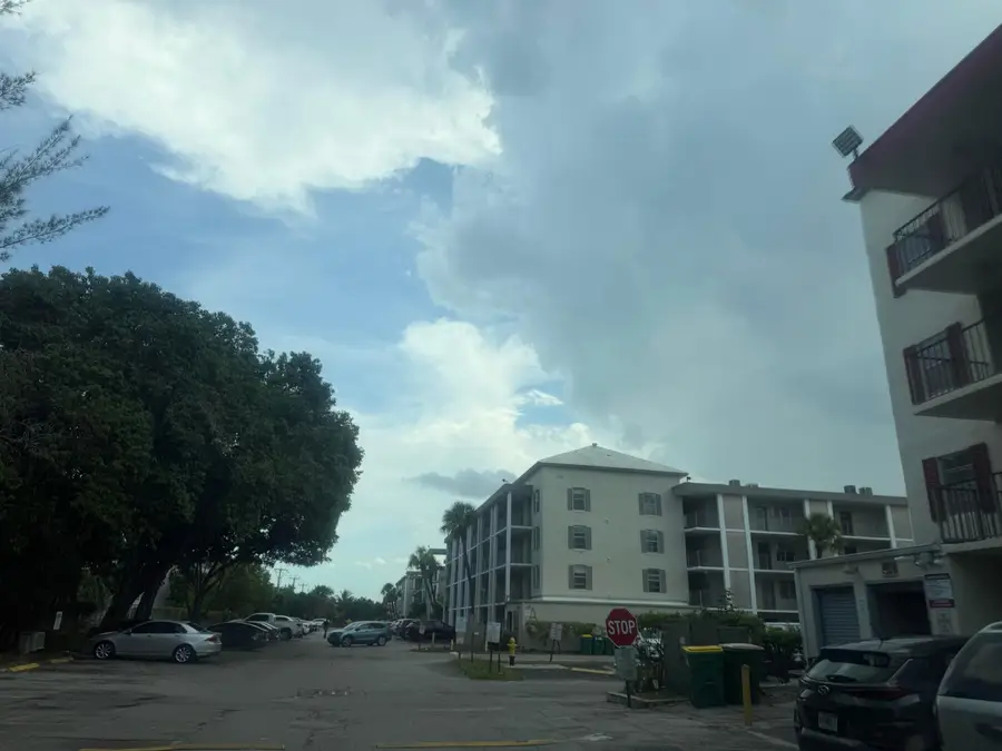 3001 NW 48th Avenue #442, Lauderdale Lakes, FL 33313 - #2