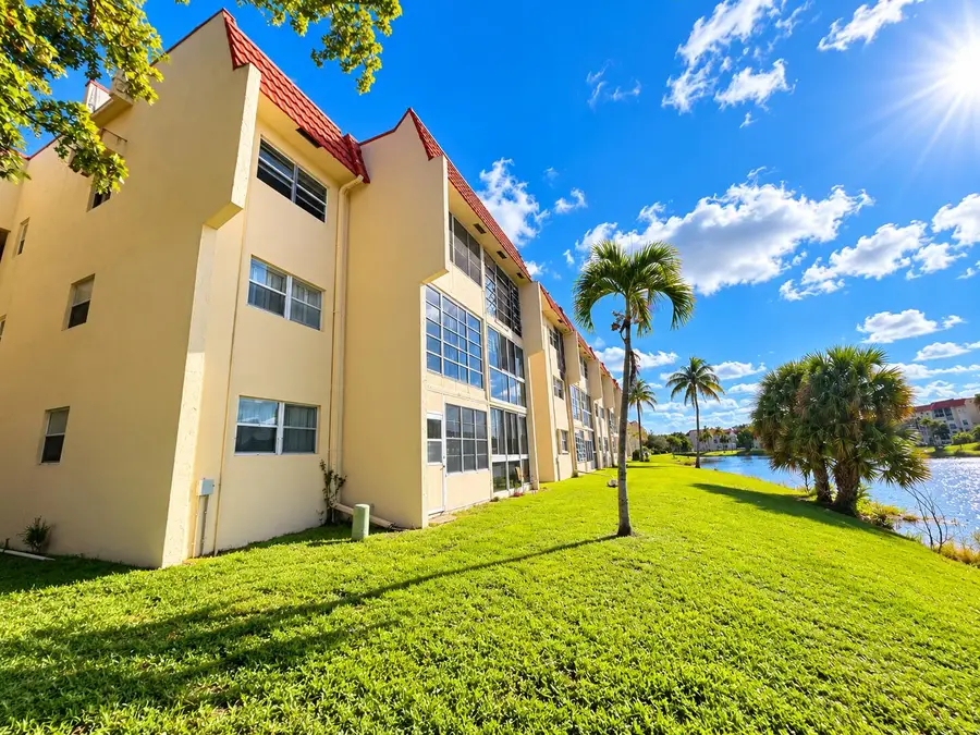 8040 N Sunrise Lakes Drive N #106, Sunrise, FL 33322 - #3