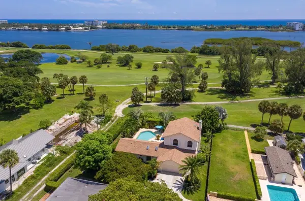 1324 N Lakeside Drive, Lake Worth Beach, FL 33460