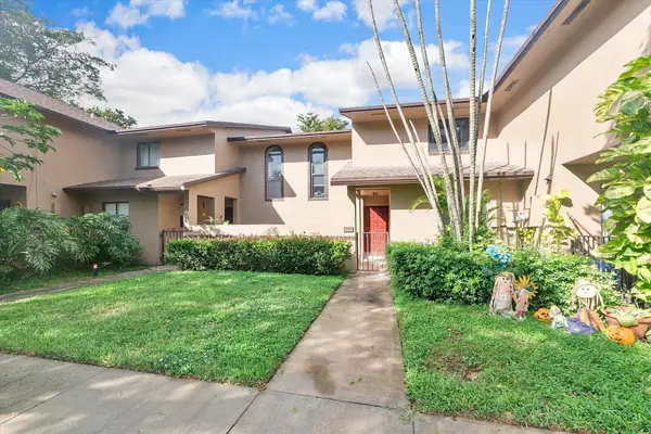 2358 NW 39th Avenue, Coconut Creek, FL 33066
