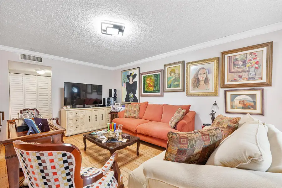 2358 NW 39th Avenue, Coconut Creek, FL 33066 - #3