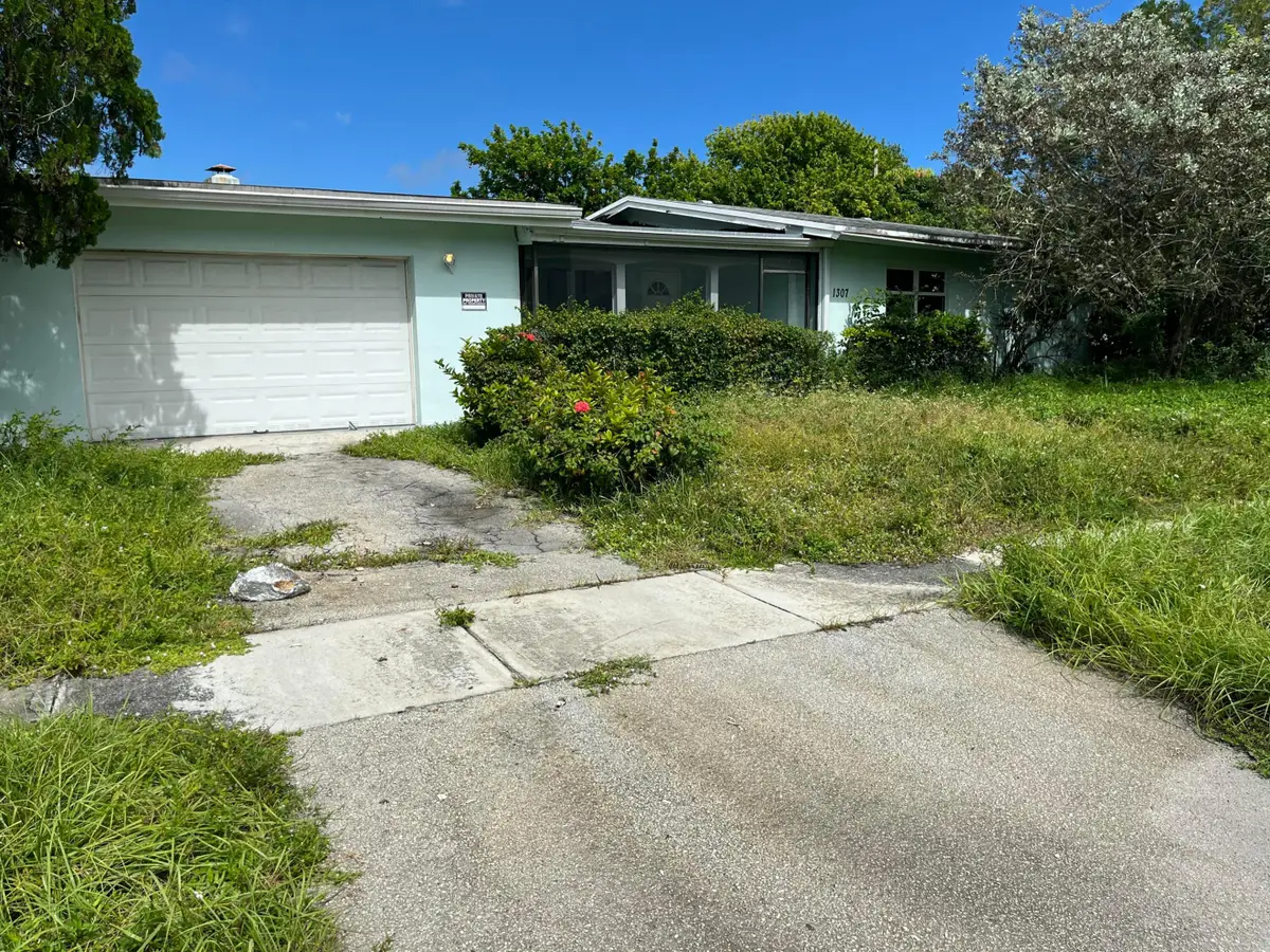 1307 NW 15th Place, Fort Lauderdale, FL 33311 - #1