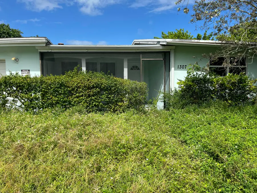 1307 NW 15th Place, Fort Lauderdale, FL 33311 - #3