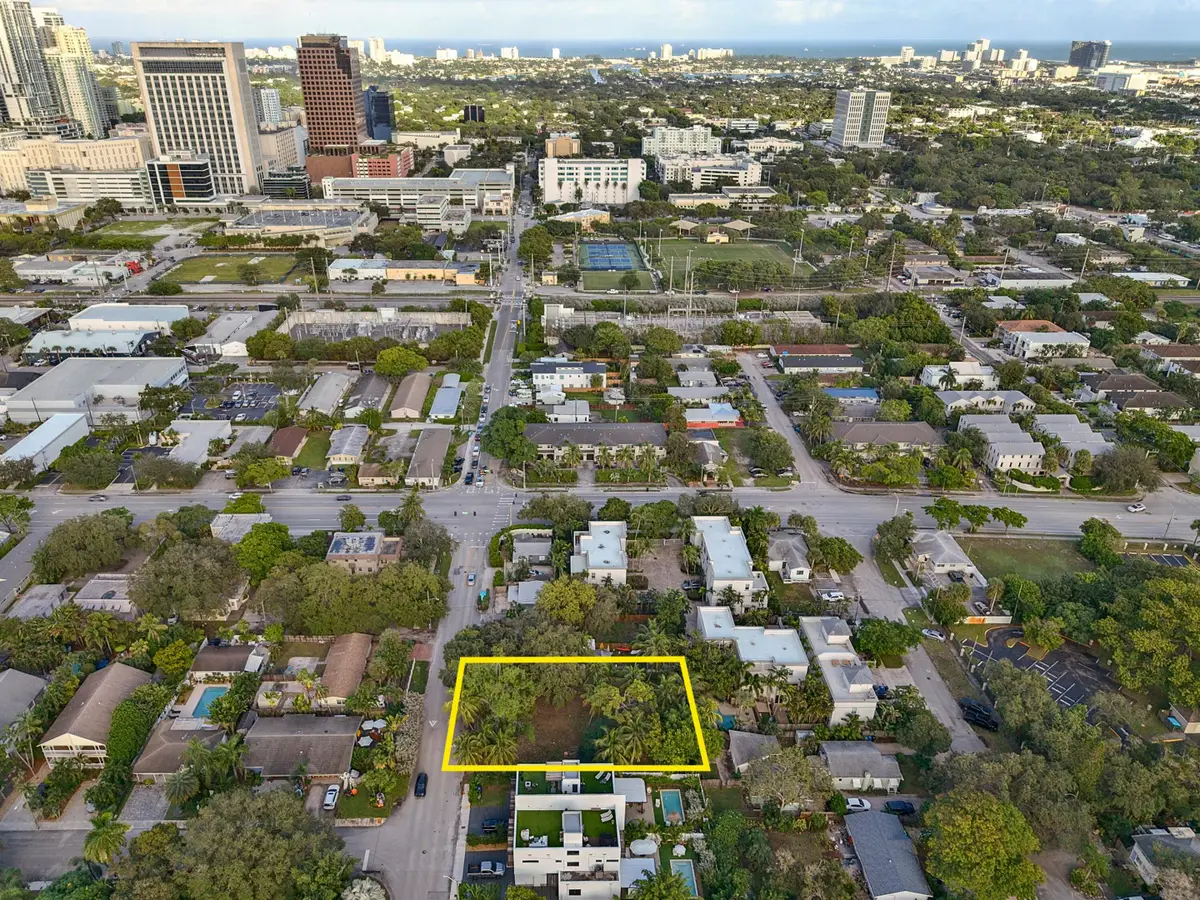 414 SW 7th Street, Fort Lauderdale, FL 33315 - #1