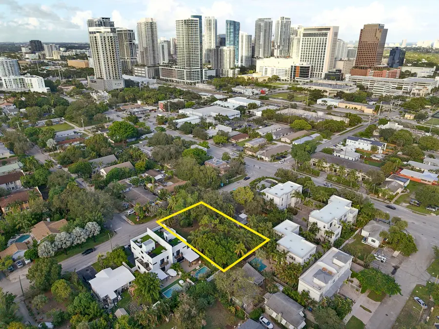 414 SW 7th Street, Fort Lauderdale, FL 33315 - #2