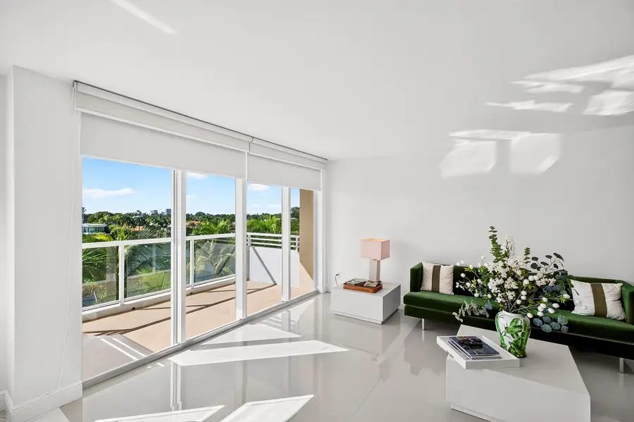 5600 Collins Avenue #6M, Miami Beach, FL 33140 - #2