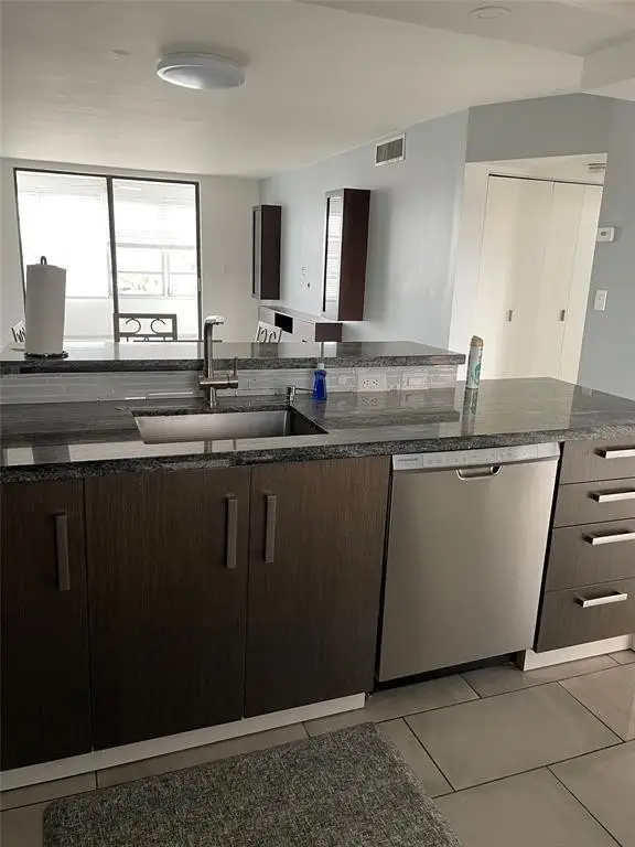 2850 Somerset Drive #404L, Lauderdale Lakes, FL 33311