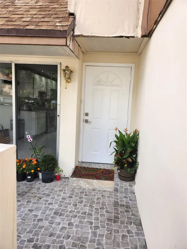 832 NW 81st Avenue #5, Plantation, FL 33324