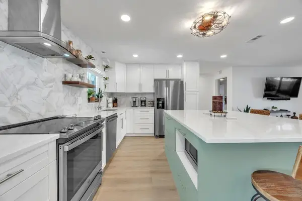 1611 SW 3rd Avenue, Pompano Beach, FL 33060