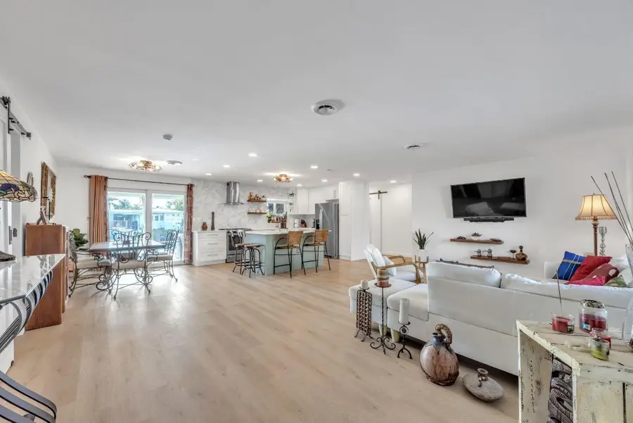 1611 SW 3rd Avenue, Pompano Beach, FL 33060 - #2