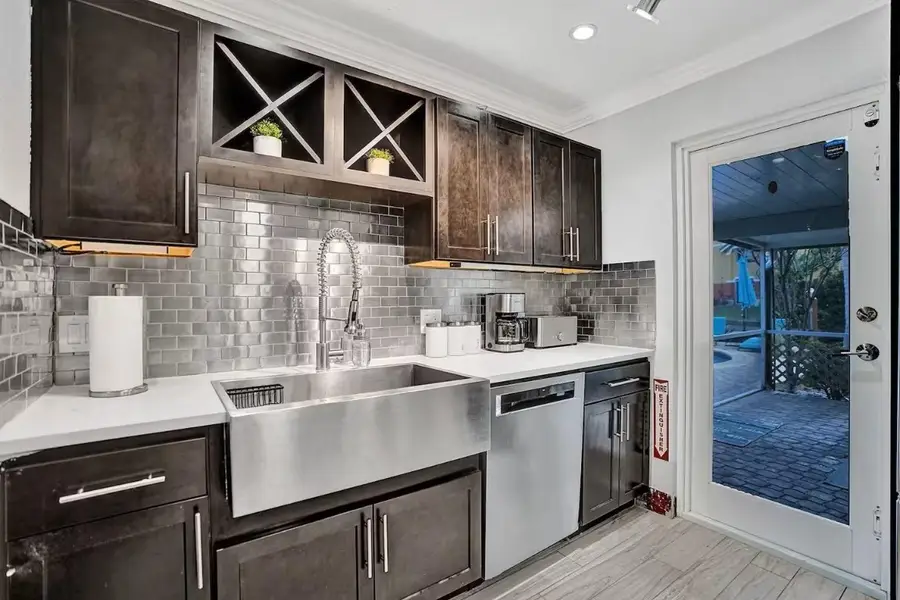 616 NW 21st Street, Wilton Manors, FL 33311 - #3