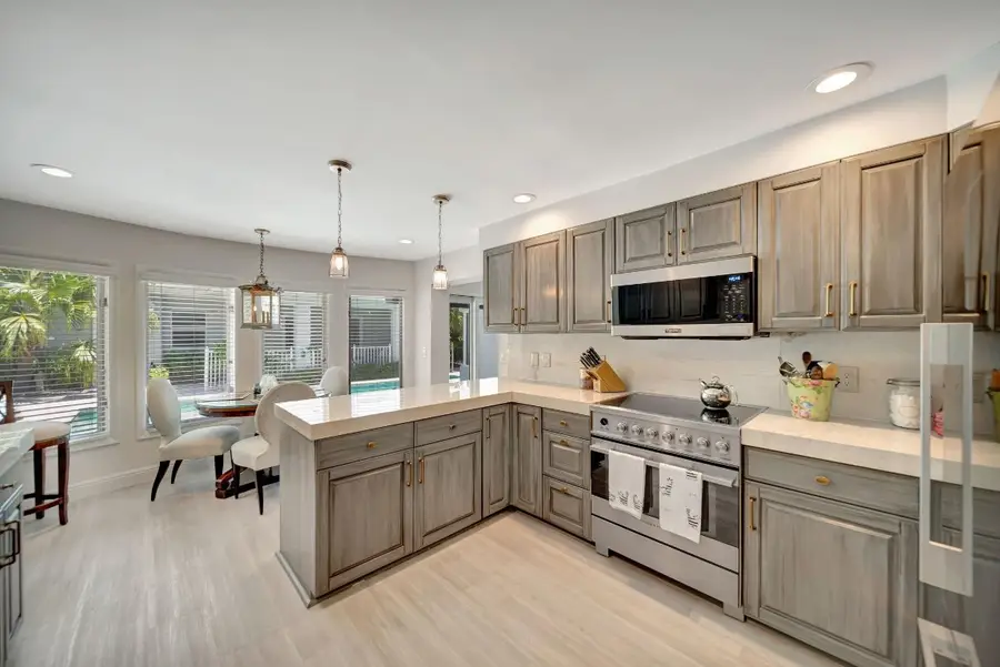 1109 SE 11th Court, Fort Lauderdale, FL 33316 - #3