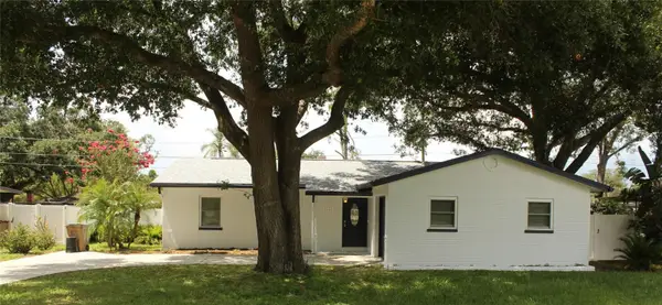 6112 E 111 Avenue, Temple Terrace, FL 33617