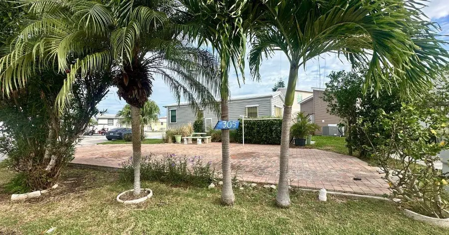 305 Nettles Boulevard, Jensen Beach, FL 34957 - #2