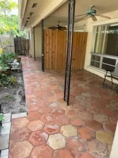 Address Withheld By Seller, Oakland Park, FL 33334