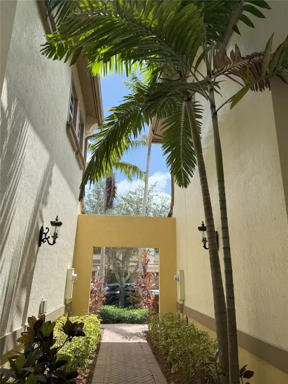 5926 NW 117th Drive #9B, Coral Springs, FL 33076 - #3