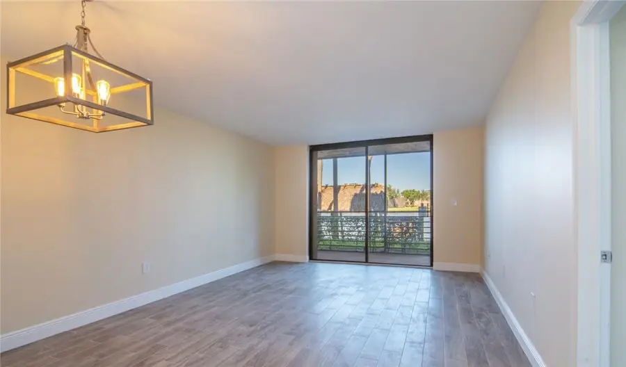 1100 Colony Point Circle #105, Pembroke Pines, FL 33026 - #3