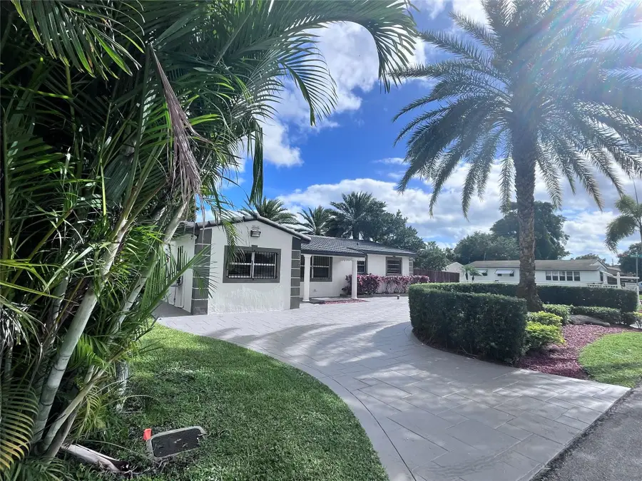 1425 S 25th Avenue, Hollywood, FL 33020 - #3