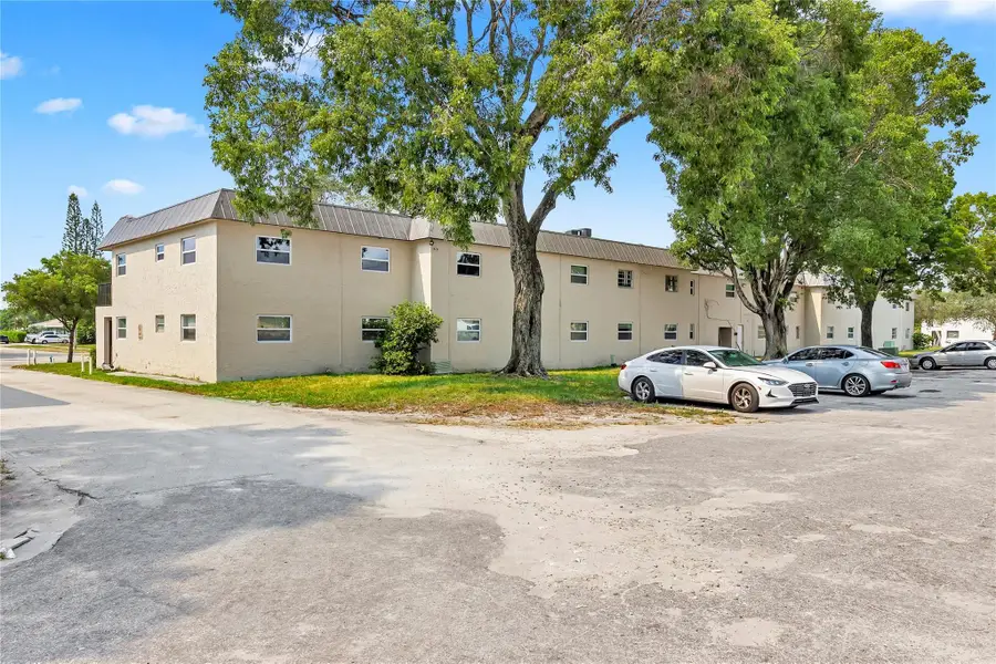 207 NW 32nd Court #106, Pompano Beach, FL 33064 - #3