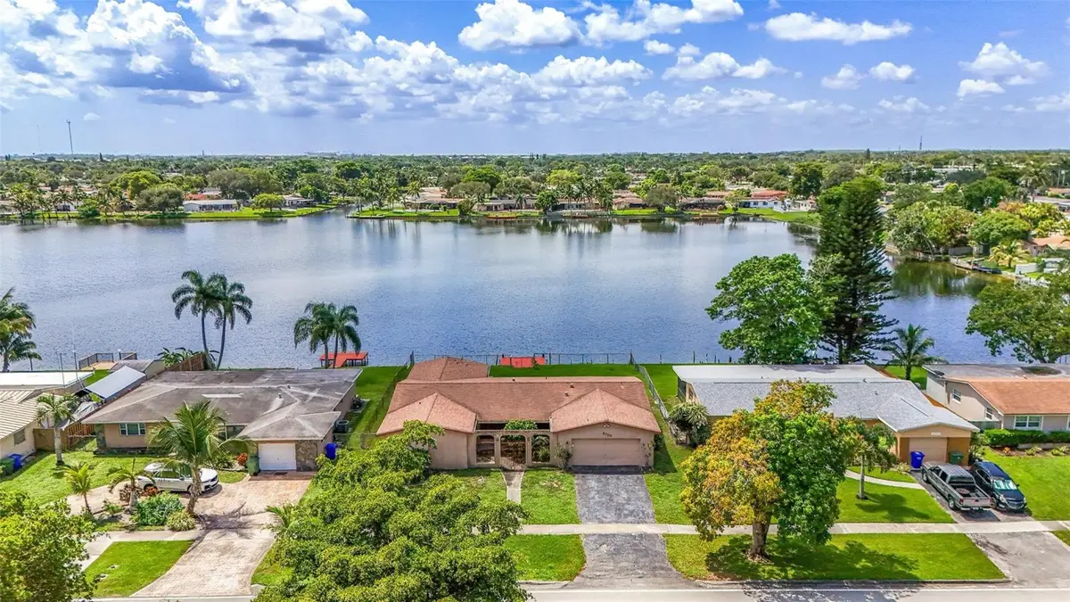 8720 Pasadena Boulevard, Pembroke Pines, FL 33024 - #1