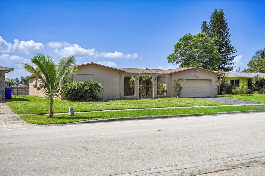 8720 Pasadena Boulevard, Pembroke Pines, FL 33024 - #3