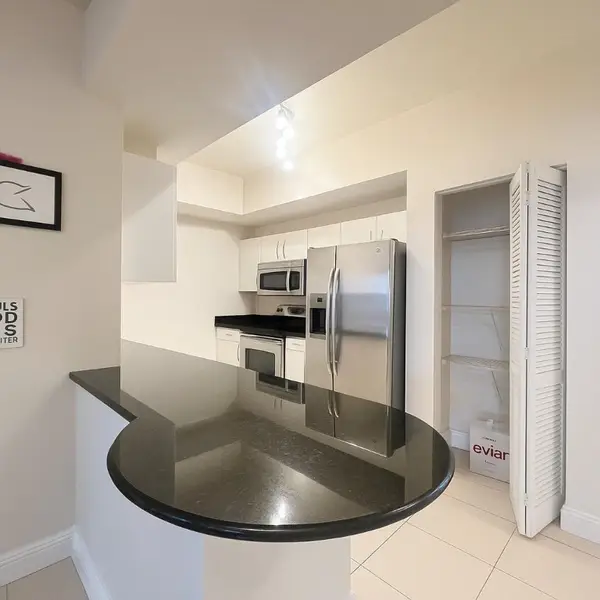 7280 SW 90th Street #304, Miami, FL 33156