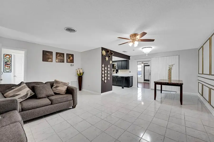 223 E Arbor Avenue, Port Saint Lucie, FL 34952 - #3