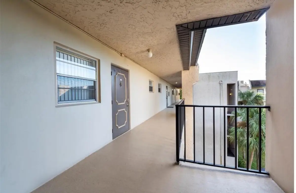 9230 Lagoon Place #408, Davie, FL 33324 - #1