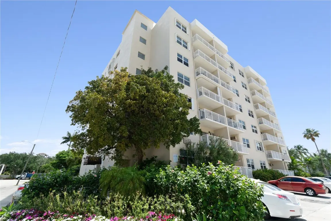 720 Orton Avenue #206, Fort Lauderdale, FL 33304 - #1
