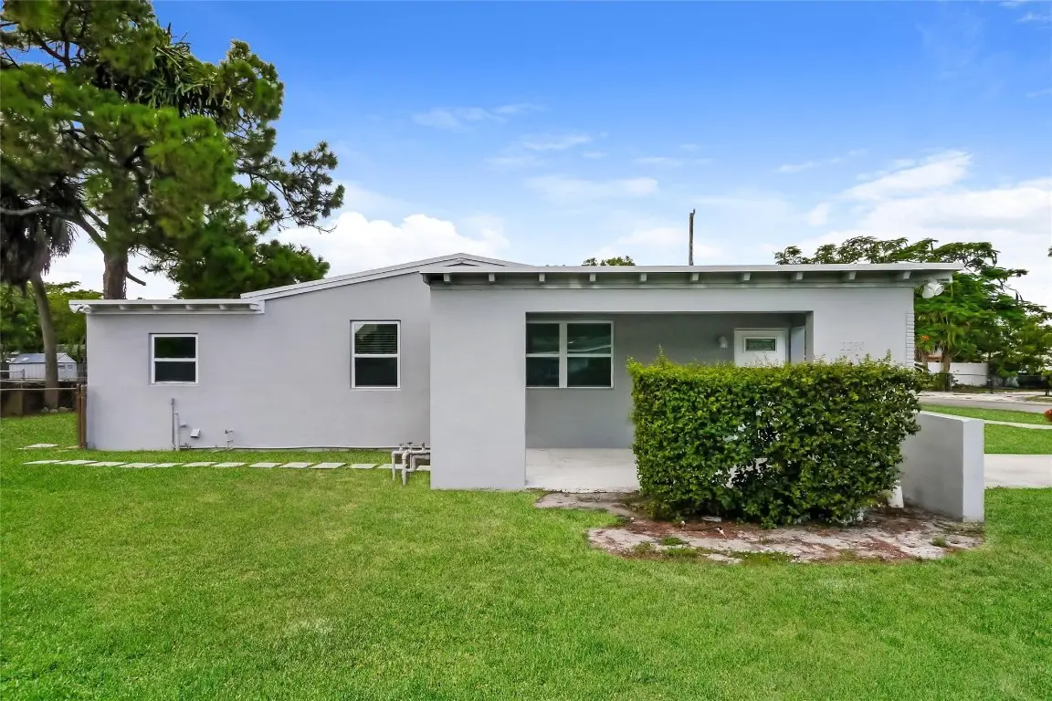 2230 SW 5th Street, Fort Lauderdale, FL 33312 - #1