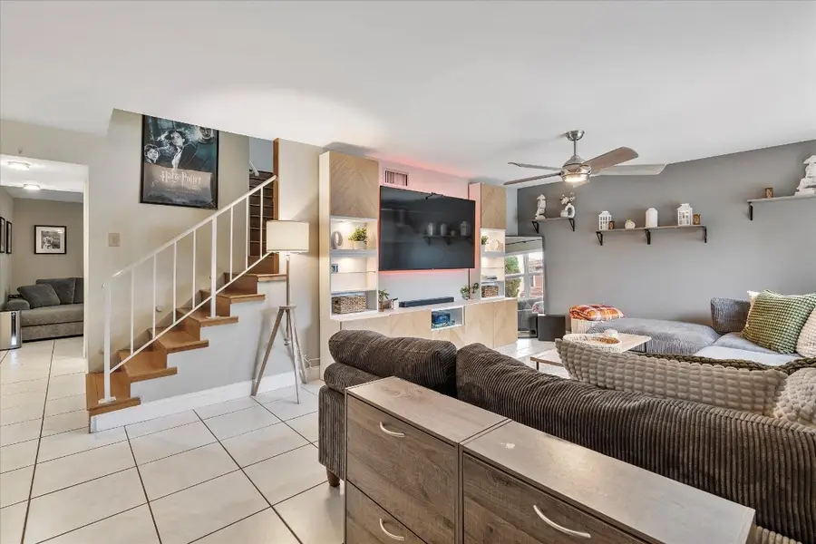 29 Laredo Place #29, Davie, FL 33324 - #3