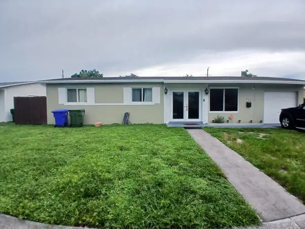 640 SW 68th Terrace, Pembroke Pines, FL 33023