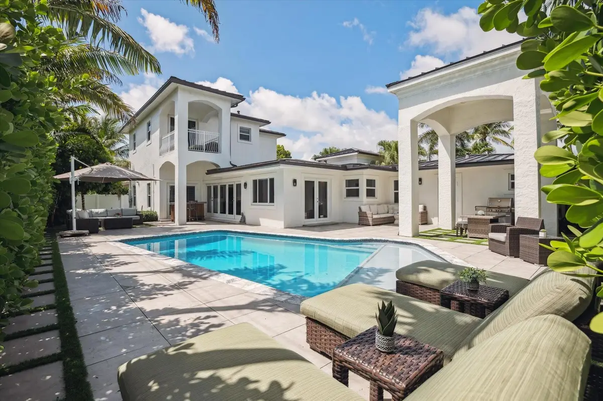 2516 NE 26th Avenue, Fort Lauderdale, FL 33305 - #1