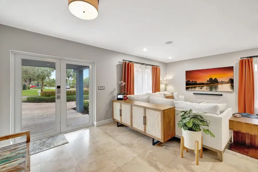 201 NE 28th Court, Wilton Manors, FL 33334 - #3