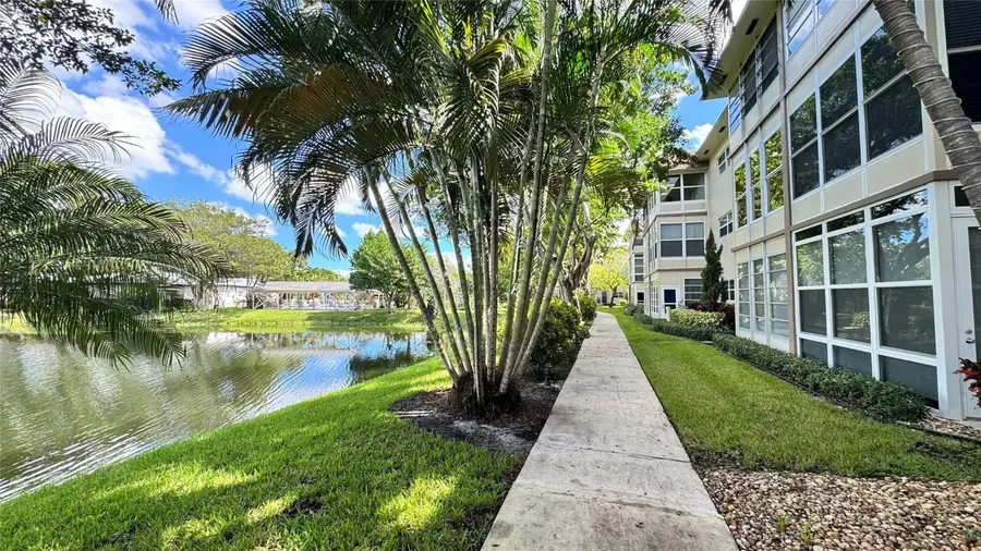 5103 NW 35th Street #606, Lauderdale Lakes, FL 33319 - #2