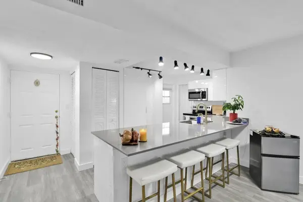 250 NW 67th Street #322, Boca Raton, FL 33487