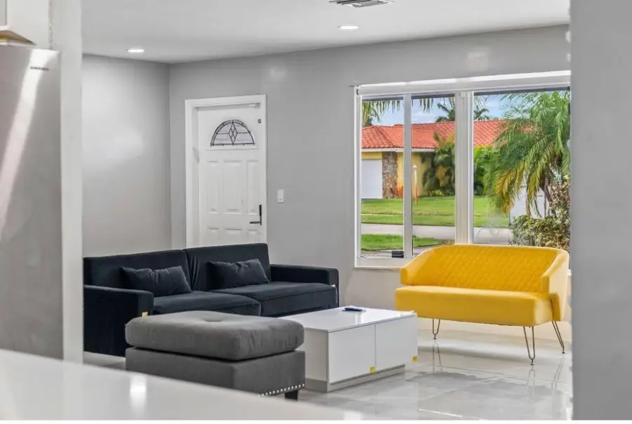 4811 Hayes Street, Hollywood, FL 33021 - #2