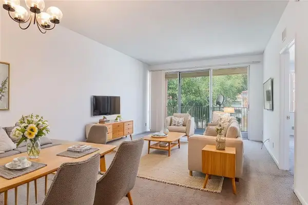 8240 NW 24th Street #8240, Coral Springs, FL 33065