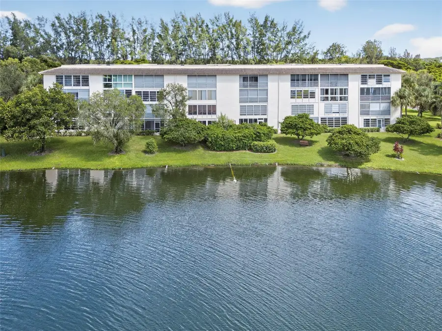 1904 Bermuda Creek #D1, Pompano Beach, FL 33066 - #3