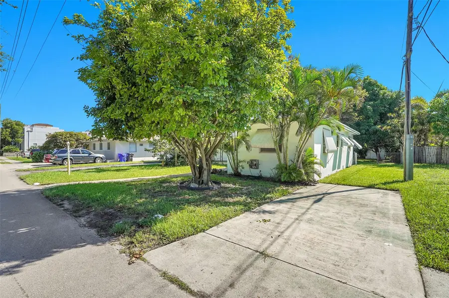 917 N 17th Avenue, Hollywood, FL 33020 - #3