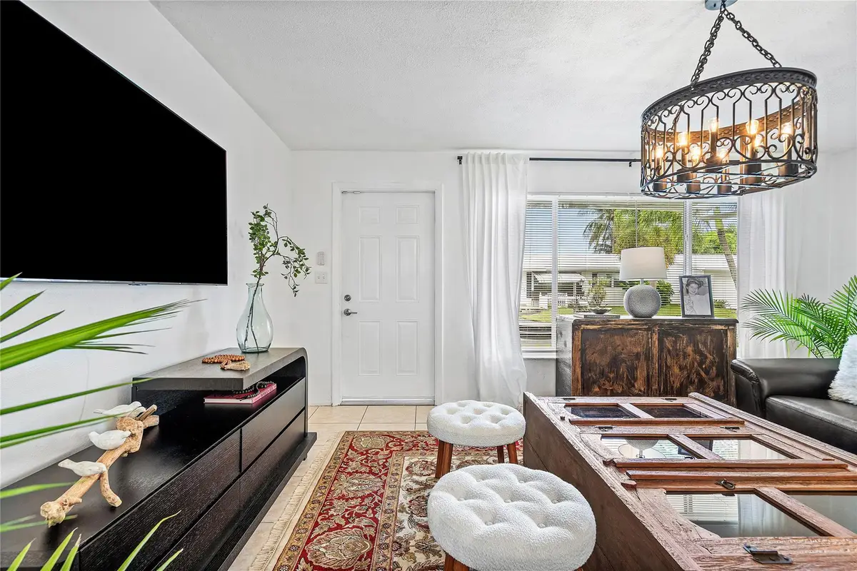 170 NW 27th Street, Pompano Beach, FL 33064 - #1