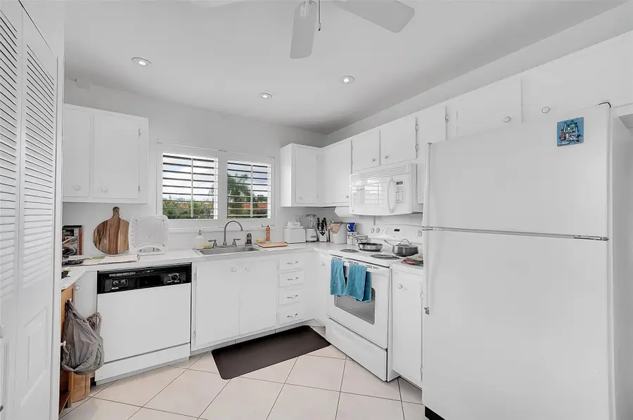 9481 Sunrise Lakes Boulevard #310, Sunrise, FL 33322 - #3