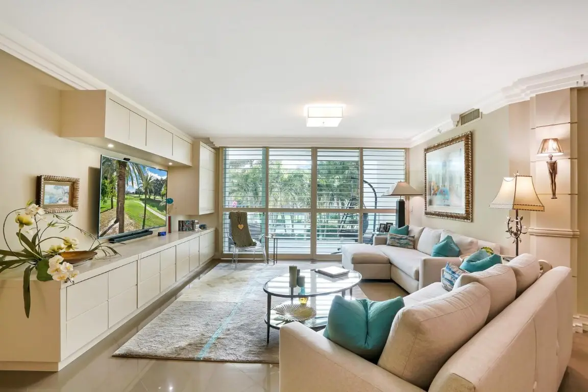 550 SE Mizner Boulevard #B209, Boca Raton, FL 33432 - #1