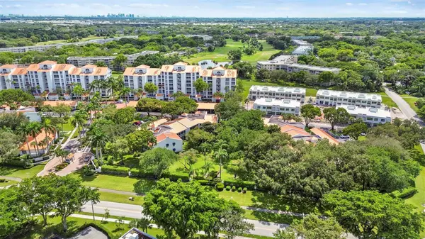 4128 W Palm Aire Drive #282A, Pompano Beach, FL 33069