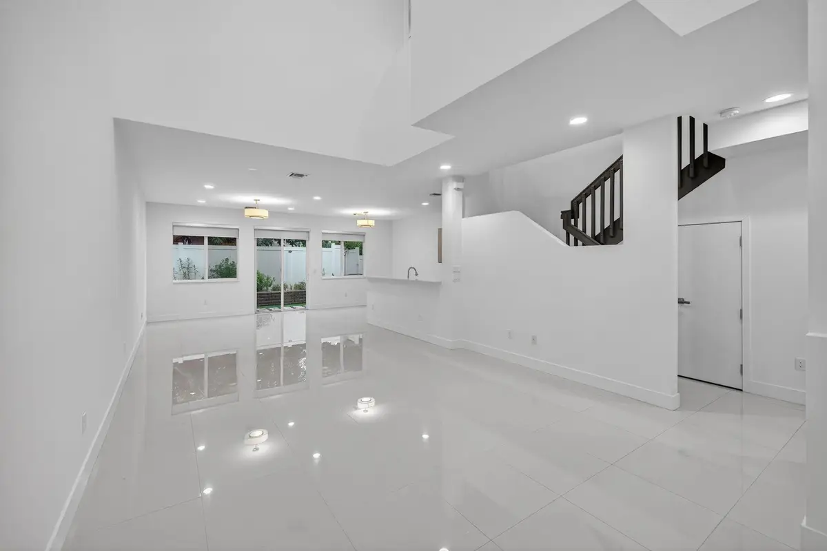 737 SE 1st Court #737, Pompano Beach, FL 33060 - #1