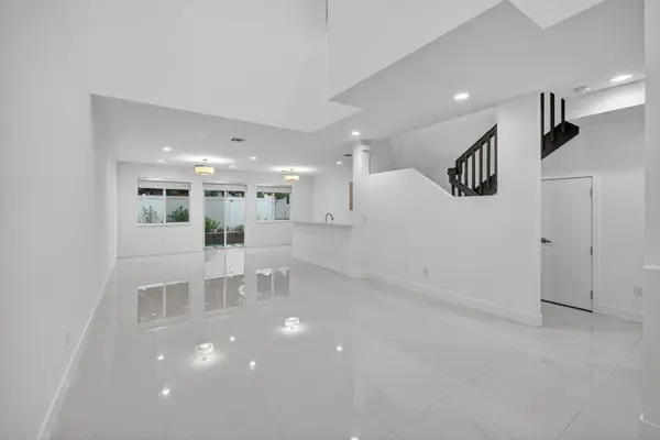 737 SE 1st Court #737, Pompano Beach, FL 33060