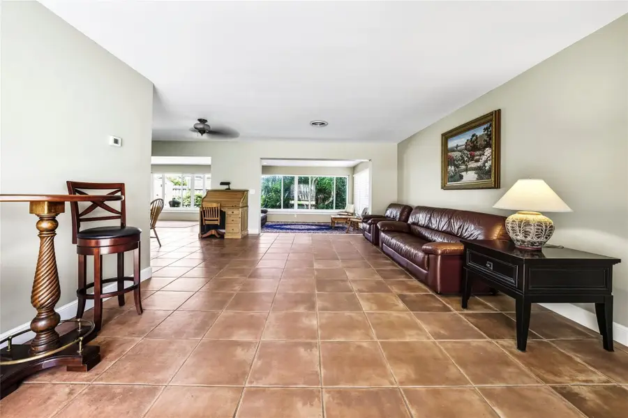 1711 NE 40th Court, Oakland Park, FL 33334 - #3