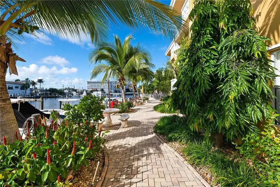 815 Middle River Drive #205, Fort Lauderdale, FL 33304 - #3